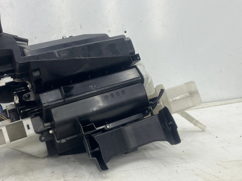 Nagrzewnica Mazda 6 II GH 07-12r. obudowa chłodnicy wody parownik klimatyzacji Europa gs1eb