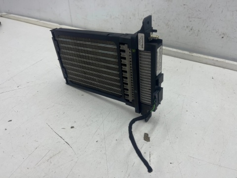 Nagrzewnica elektryczna dodatkowa grzałka w nagrzewnicy Opel Zafira B 05-14r. 13204090