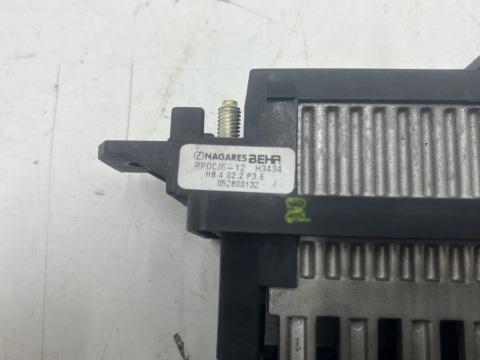 Nagrzewnica elektryczna dodatkowa grzałka w nagrzewnicy Opel Zafira B 05-14r. 13204090