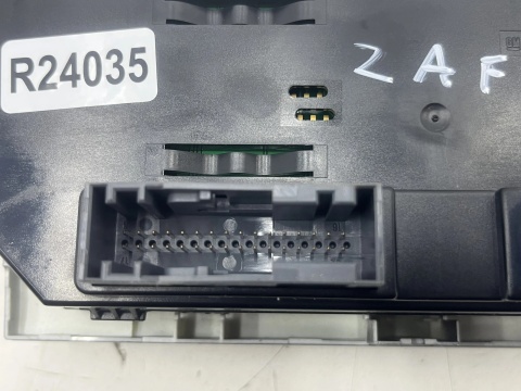 Panel klimatyzacji Opel Zafira B 05-14r. sterowania nawiewem 13168100