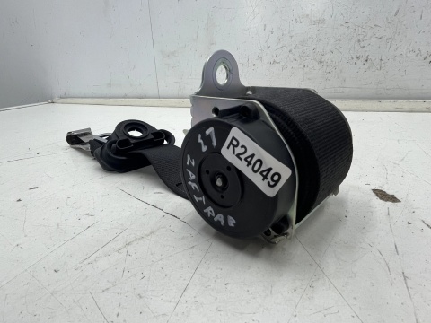 Pas bezpieczeństwa Opel Zafira B 05-14r. lewy tylny trzeci rząd 13202804