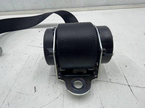 Pas bezpieczeństwa Opel Zafira B 05-14r. prawy tylny 13178672