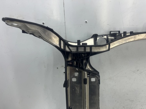 Pas przedni Audi A6 C8 Audi A7 C8 Sportback II 18-25r. wzmocnienie czołowe ramka chłodnic oryginal 4k0805594