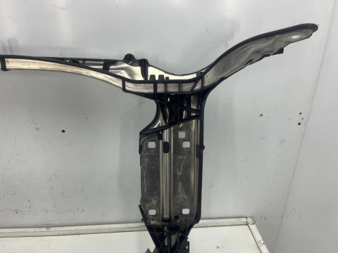 Pas przedni Audi A6 C8 Audi A7 C8 Sportback II 18-25r. wzmocnienie czołowe