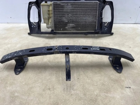 Pas przedni Fiat Panda 2 II 03-12r. kompletny z wiatrakiem i chłodnicami belka wzmocnienie