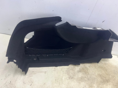 Tapicerka Mercedes w213 16-23r. wykładzina boczki bagażnika wkład mata KPL