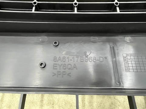 Zderzak przedni Ford Fiesta Mk7 VI 08-12r. Przedlift przód 8A61-17K819