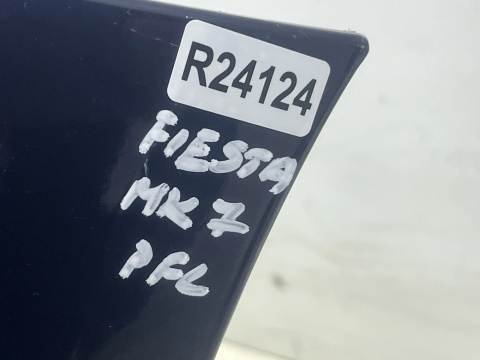 Zderzak przedni Ford Fiesta Mk7 VI 08-12r. Przedlift przód 8A61-17K819