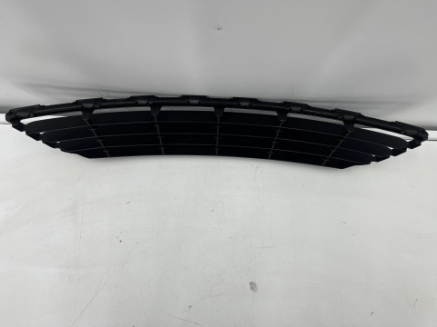 Atrapa Suzuki Swift 5 V 10-13r. NOWY grill przednia DOLNA maskownica kratka zderzaka oryginalna 71721-68l00-5pk