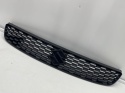 Atrapa Suzuki Swift 5 V 10-13r. NOWY grill przednia maskownica zderzaka znaczek oryginalna 71741-68l00-5pk