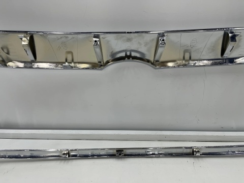 Atrapa Toyota Hilux 7 VII LIFT 11-15r. NOWA ramka chrom maskownica grilla oryginalna 53121-0k520