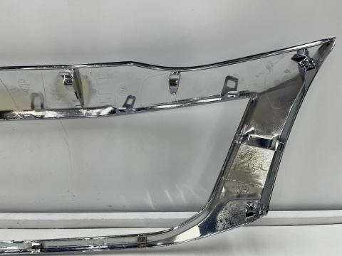 Atrapa Toyota Hilux 7 VII LIFT 11-15r. NOWA ramka chrom maskownica grilla oryginalna 53121-0k520