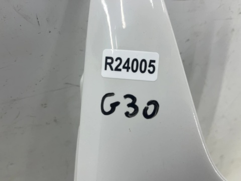 Błotnik BMW 5 G30 G31 17-24r. prawy przedni prawy przód 7349616