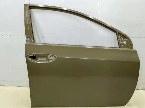 Drzwi Toyota Corolla E16 E18 13-19r. prawe przednie prawy przód nowe oryginalne 67001-02390