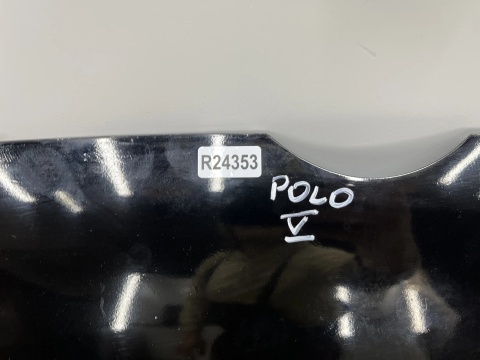 Maska VW Polo 5 V 09-17r. pokrywa silnika 6R0823155