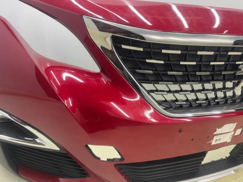 Zderzak przedni Peugeot 3008 5008 II 2 16-20r. przód 6XPDC 9815499077