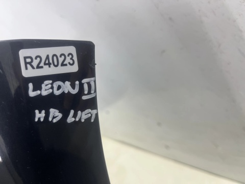 Zderzak tylny Seat Leon 2 II 09-12r. Lift tył Hatchback HB 1P0807421D