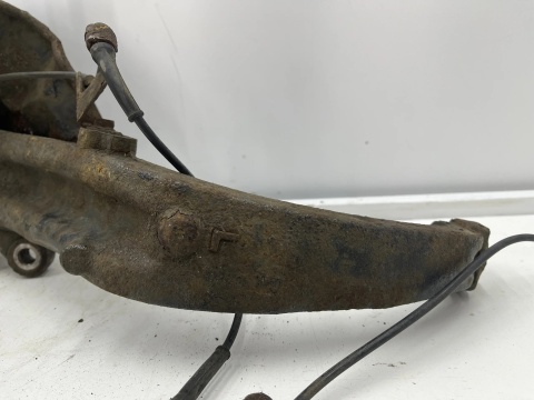 Zwrotnica Mazda 6 II GH 07-12r. 2.2 MZR-CD diesel piasta lewy przód