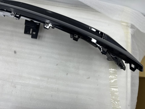 Atrapa Kia Sportage NQ5 5 V GT-Line 21-25r. Przedlift dolna środkowa kratka przednia maskownica grill nowa oryginalna 86350-R200