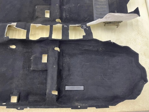 Wykładzina Mazda 6 II GH 07-12r. podłoga dywan mata EUROPA