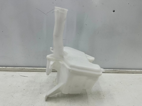 Zbiorniczek spryskiwaczy Toyota Yaris II 05-11r. do szyb na płyn do szyb nowy orginalny 85315-0d060