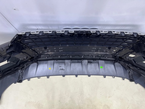 Zderzak przedni Audi Q7 2 II 15-19r. przód 6XPDC spryski 4M0807437L