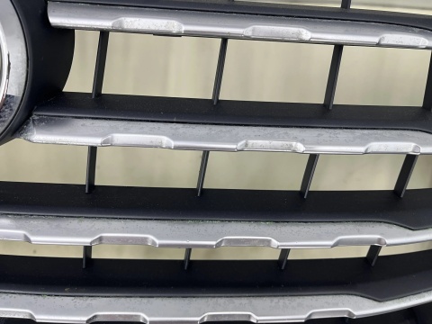 Zderzak przedni Audi Q7 2 II 15-19r. przód 6XPDC spryski 4M0807437L