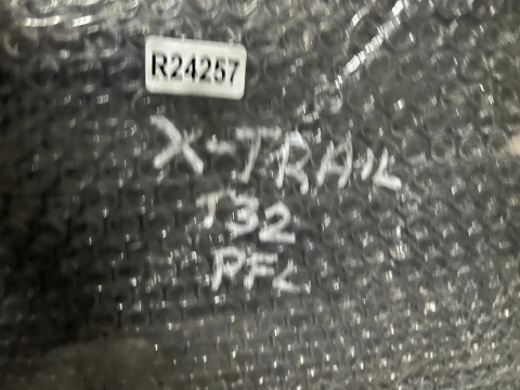 Zderzak przedni Nissan X-Trail T32 13-17r. Przedlift przód 4XPDC kamera nowy oryginalny 620224CM3H