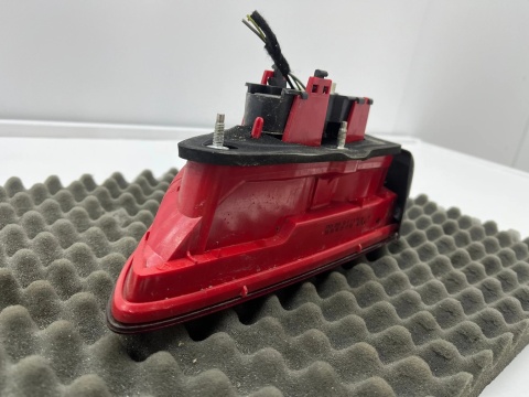 Lampa Alfa Romeo 159 05-11r Lewa tylna z klapy bagażnika Lewy tył EU 50504822