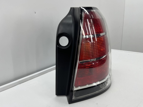 Lampa Opel Zafira B 05-08r Prawa tylna Prawy tył EU 4421948