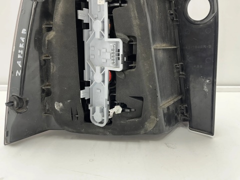 Lampa Opel Zafira B 05-08r Prawa tylna Prawy tył EU 4421948
