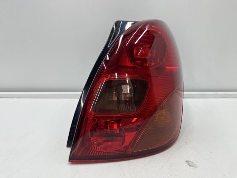 Lampa Toyota Corolla Verso 1 I 01-04r. NOWA prawa tylna w błotnik zwykła na żarówki oryginalna prawy tył EUROPA 81551-13540