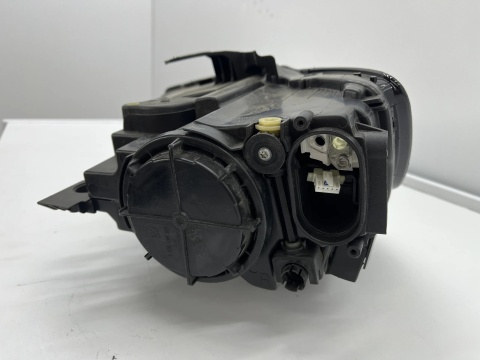 Lampa reflektor Audi A3 8v LIFT 16-20r. prawa przednia XENON EU oryginalna prawy przód KSENON 8v0941006e