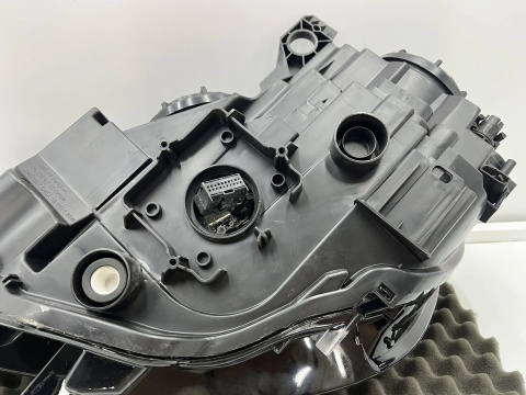 Lampa reflektor Audi A3 8v LIFT 16-20r. prawa przednia XENON EU oryginalna prawy przód KSENON 8v0941006e