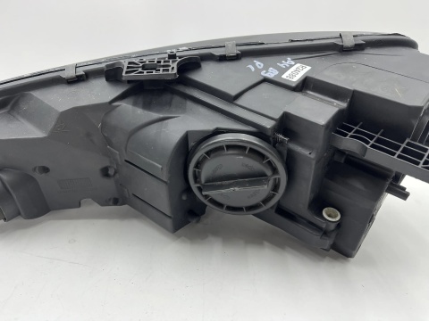 Lampa reflektor Audi A4 B9 8w 15-19r. PRAWA przednia XENON KSENON + LED oryginalna EUROPA prawy przód 8w0941006