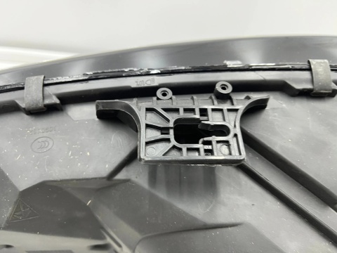 Lampa reflektor Audi A4 B9 8w 15-19r. PRAWA przednia XENON KSENON + LED oryginalna EUROPA prawy przód 8w0941006