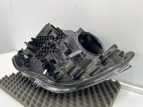 Lampa reflektor BMW 1 F20 F21 11-15r. prawa przednia bi-Xenon EU bi-ksenon oryginalna prawy przód 7296914