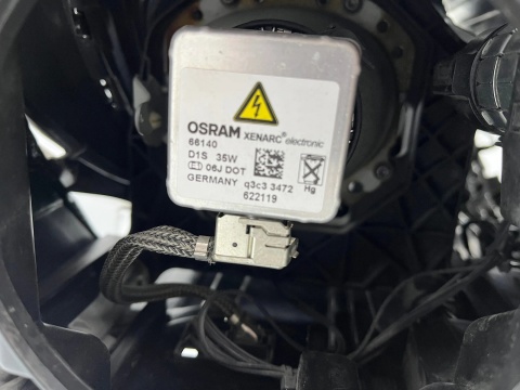 Lampa reflektor Mercedes w176 A-klasa 12-18r. lewa przednia bi-Xenon EU bi-ksenon oryginalna lewy przód a1768201161