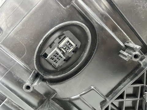 Lampa reflektor Mercedes w176 A-klasa 12-18r. lewa przednia bi-Xenon EU bi-ksenon oryginalna lewy przód a1768201161