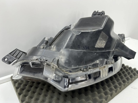 Lampa reflektor Mitsubishi L200 KJ KK KL KB 15-19r. PRAWA przednia EU oryginalna zwykła prawy przód 8301с730