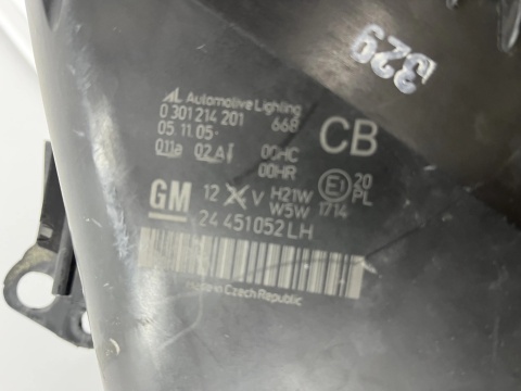 Lampa reflektor Opel Zafira B 05-08r LEWA przednia 24451052 lewy przód EU