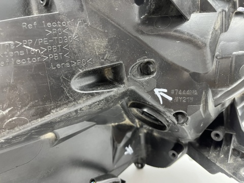 Lampa reflektor Toyota Rav4 V XA50 19r.- LEWA przednia Full LED lewy przód EUROPA