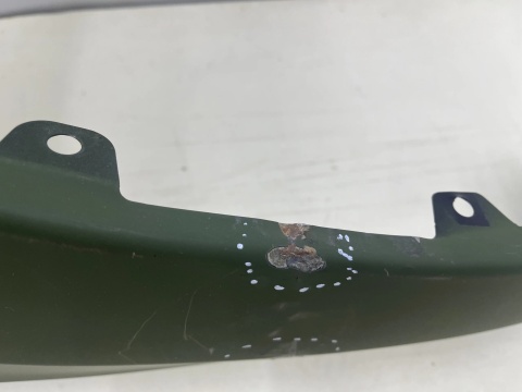 Błotnik Mitsubishi L200 5 V 19-23r. Lift prawy przedni prawy przód