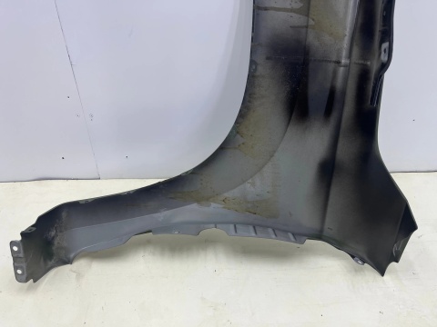 Błotnik Mitsubishi L200 5 V 19-23r. Lift prawy przedni prawy przód