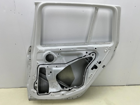 Drzwi BMW F46 2 Gran Tourer 14-22r. prawe tylne prawy tył