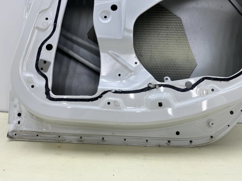 Drzwi BMW F46 2 Gran Tourer 14-22r. prawe tylne prawy tył