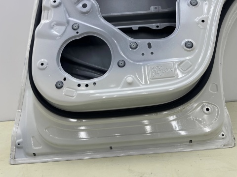 Drzwi Mazda CX-5 CX5 2 II 16-25r. prawe tylne prawy tył KB7W72010