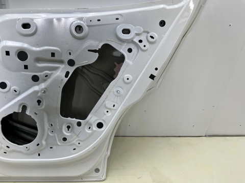 Drzwi Opel Mokka B II 20r.- prawe tylne prawy tył