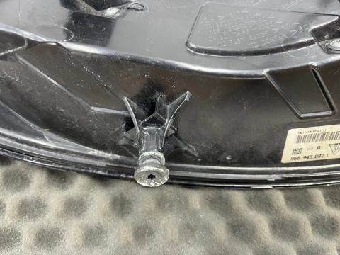 Lampa Porsche Macan I 95b LIFT 18r.- PRAWA tylna w błotnik ORYGINALNA prawy tył Europa 95b945092l