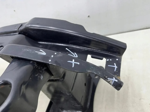 Belka zderzaka VW Touran 2 II 5ta 15r.- przednie wzmocnienie przód 5ta807611